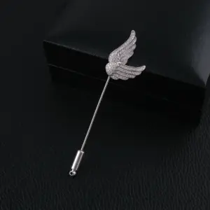 Light Grey Wings Brooch with Rhinestones 9 S171fc738329d4d3a8da3c1a8881b3a09m