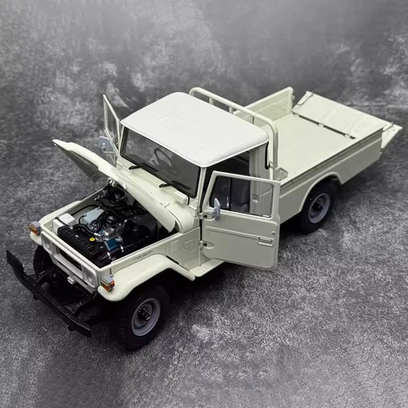 1:18 Scale KYOSHO LC40 Pickup Model 5 1:18 Scale KYOSHO LC40 Pickup Model - Image 5