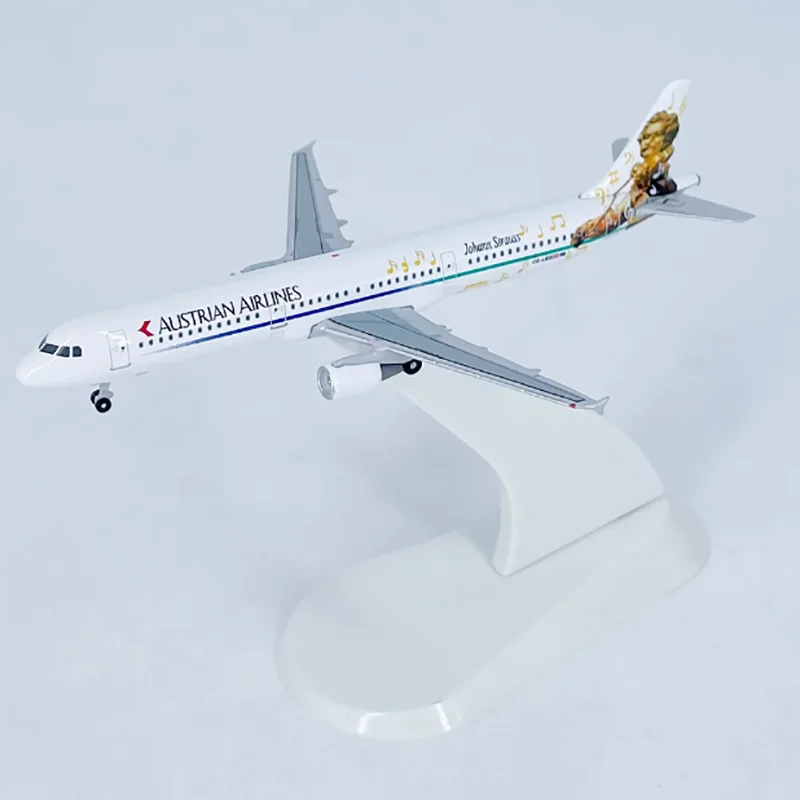 Austrian Airlines Airbus A321 Diecast Model 3 Austrian Airlines Airbus A321 Diecast Model - Image 3