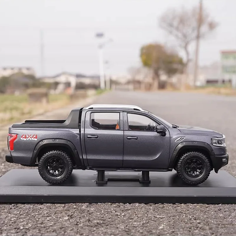 1:18 Scale FOTON TUNLAND V Alloy Model 2 1:18 Scale FOTON TUNLAND V Alloy Model - Image 2