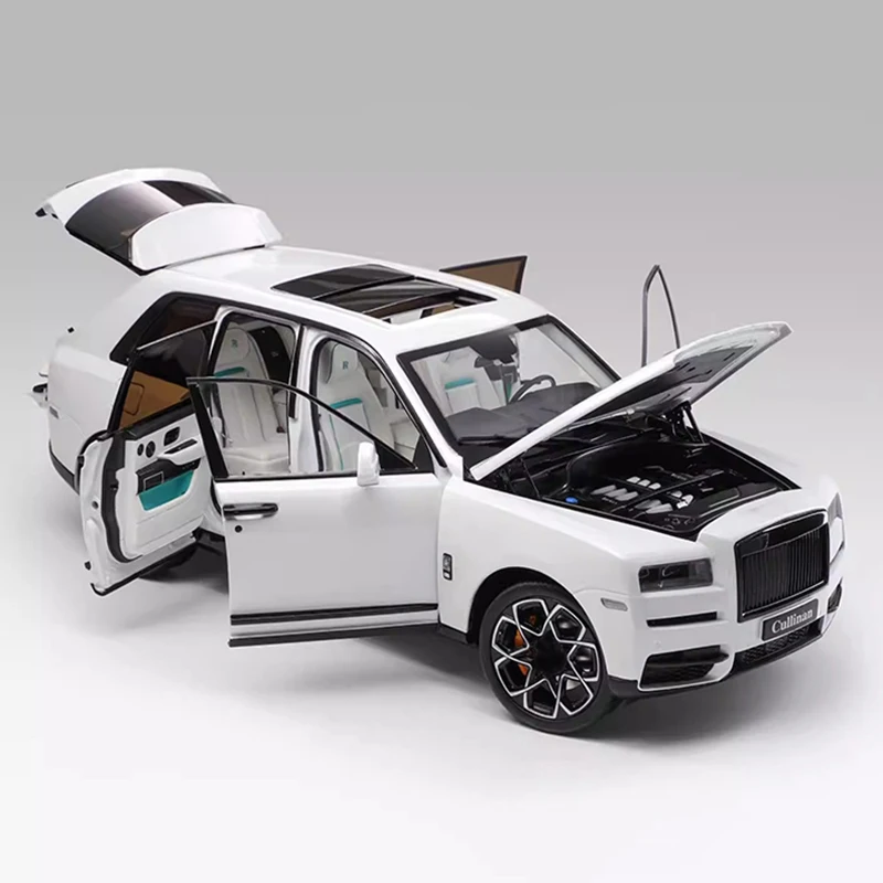 1:18 Scale Luxury SUV Metal Model in Purple or White 4 1:18 Scale Luxury SUV Metal Model in Purple or White - Image 4