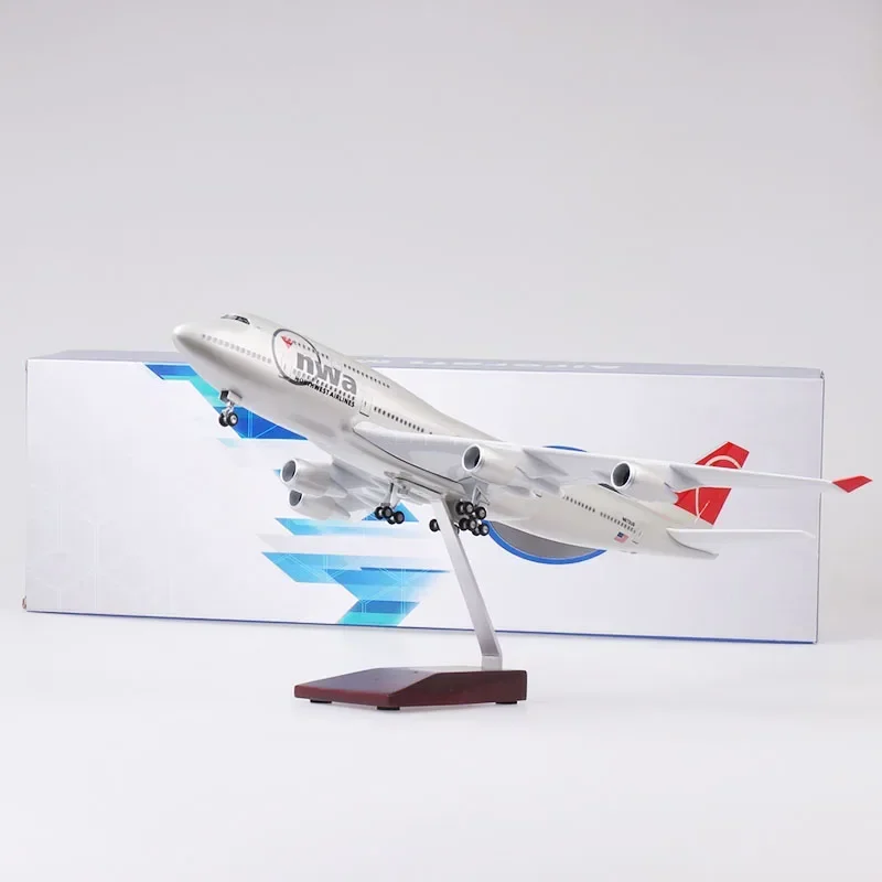 47cm NW Boeing 747 Model for Collectors 6 47cm NW Boeing 747 Model for Collectors - Image 6
