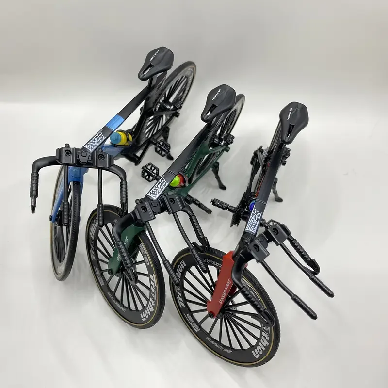 Mini Alloy Mountain Bicycle Collectible Model 3 Mini Alloy Mountain Bicycle Collectible Model - Image 3