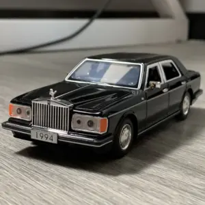 1:32 Scale Rolls Royce Silver Spur Model 12 S2d50d4e13c9b4278b251f082ed6a8096N