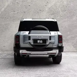 Sky Blue Leopard 8 SUV 1:18 Scale Model 9 S332ba8966ca94a868a682e3b5505a362F