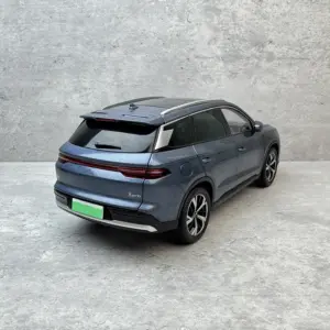 1:18 Blue Off-Road SUV Die-Cast Model 10 S3f44675c95024d14aa432ad66af2046ao