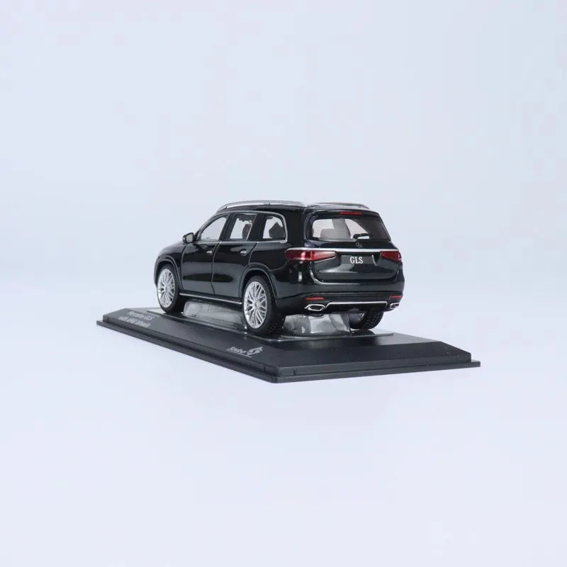 1:43 Scale Black GLS Diecast Model 3 1:43 Scale Black GLS Diecast Model - Image 3