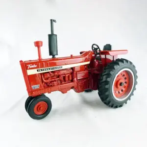 Farmall 1256 Diecast Tractor Model 7 S45699bd1adb64a8c9390134481bedaf4u