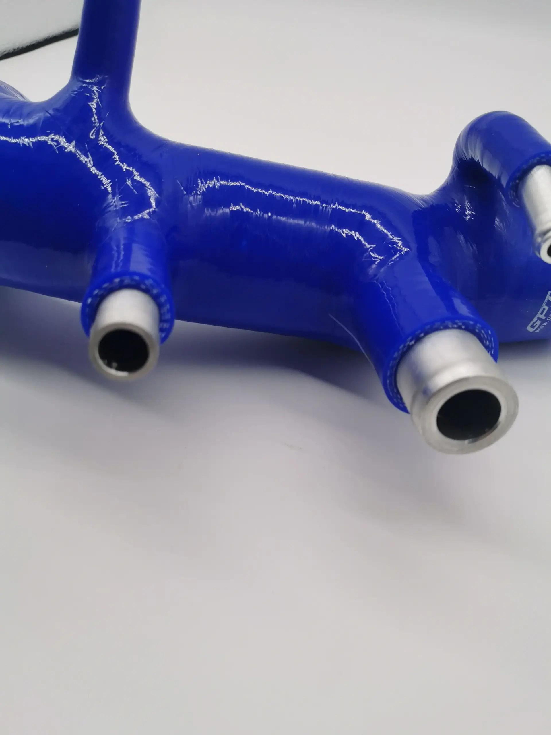 Bright Blue Silicone Intake Pipe for Subaru GC8 WRX STI 5 Bright Blue Silicone Intake Pipe for Subaru GC8 WRX STI - Image 5