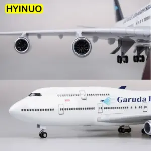 Garuda Indonesia B-747 Scale Model (1:150) 10 S4b733b78f22441539f5d518f05927277S