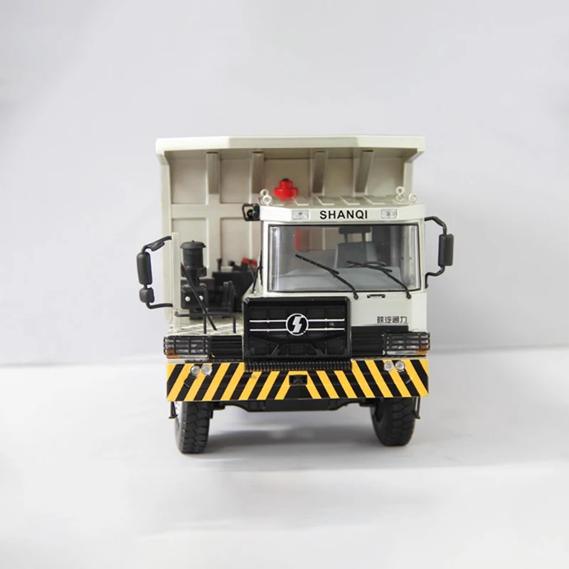 Shaanxi Tongli Mining Truck Model 1:24 Scale 2 Shaanxi Tongli Mining Truck Model 1:24 Scale - Image 2