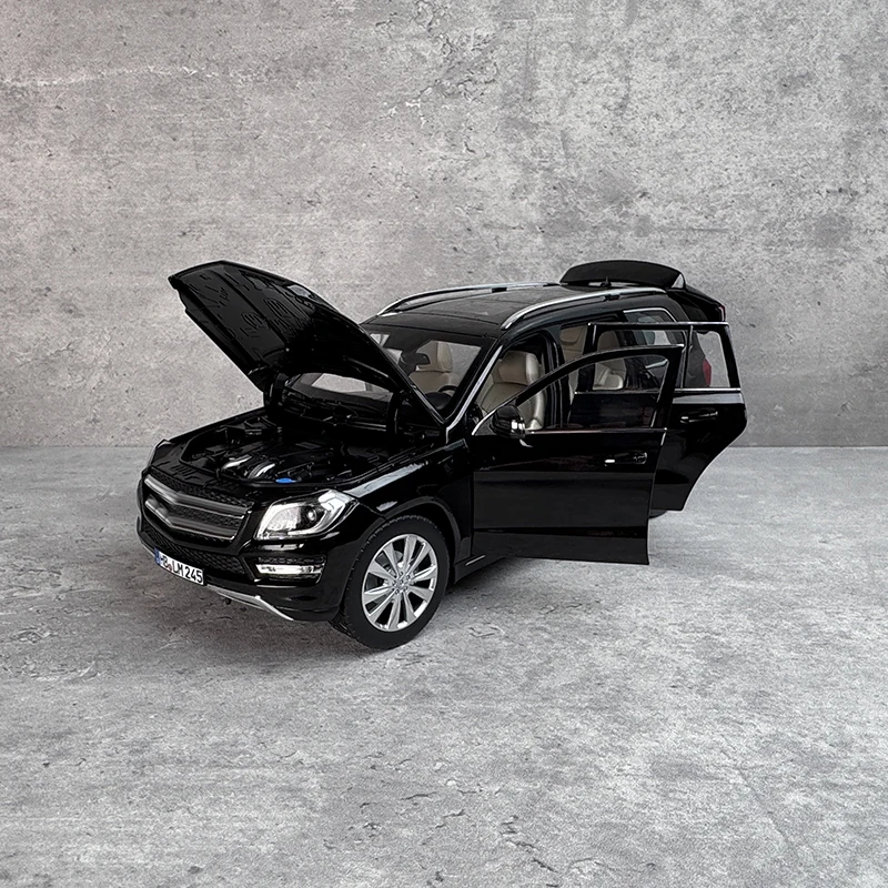 NOREV 1/18 Black GL500 SUV Model 5 NOREV 1/18 Black GL500 SUV Model - Image 5