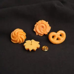 Simulated Cookie Resin Brooches Set 11 S5a8a24b01db3483d81953a362a5ac761n