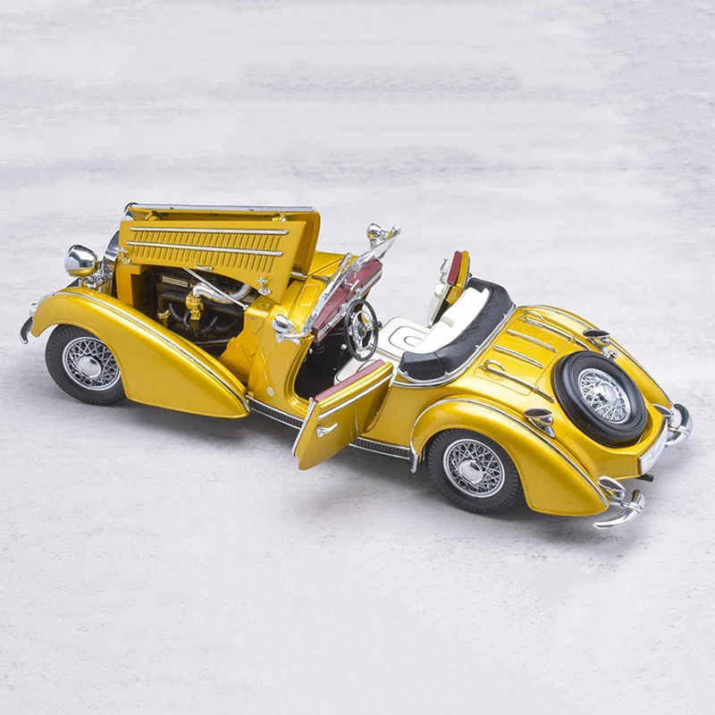 Golden 1939 SunStar Vintage Car Model Display Piece 5 Golden 1939 SunStar Vintage Car Model Display Piece - Image 5