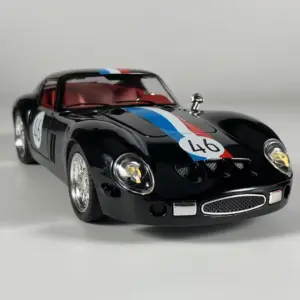 Ferrari 250 GTO 1:24 Diecast Model Car