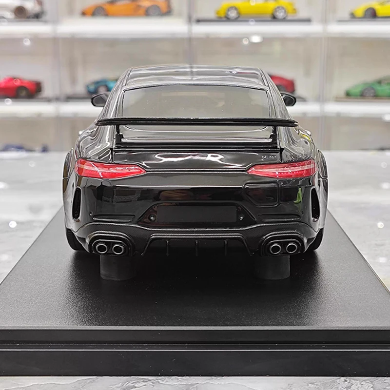 GT Spirit 930 1:18 Scale Resin Car Model 5 GT Spirit 930 1:18 Scale Resin Car Model - Image 5