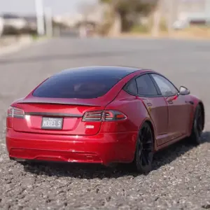 Vibrant Red 1:18 Scale Model S Alloy Car 9 S71160b872bd1431ab1262a9d8c414b87N