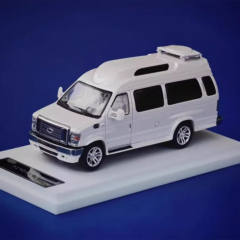 Black Mk Diecast E350 Model 1:64 Scale Includes Alloy Details 3 Black Mk Diecast E350 Model 1:64 Scale Includes Alloy Details - Image 3