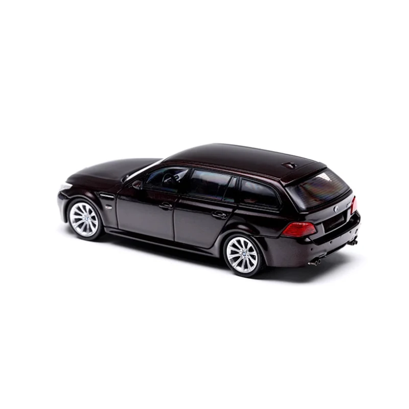 BMW M5 E60 V10 Diecast Model 1:64 Scale 5 BMW M5 E60 V10 Diecast Model 1:64 Scale - Image 5