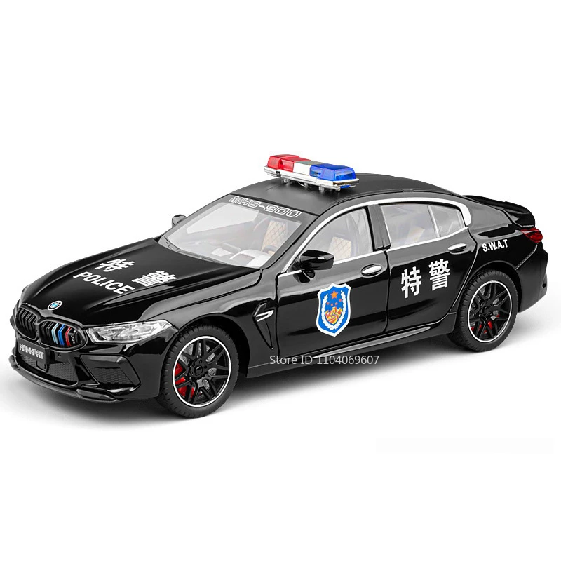 1:24 Scale Police Car Model with Lights 7 1:24 Scale Police Car Model with Lights - Image 7