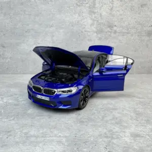 Blue BMW M5 F90 1:18 Die-Cast Model 10 S769423e637854a9d9671c4002c9f4af5o