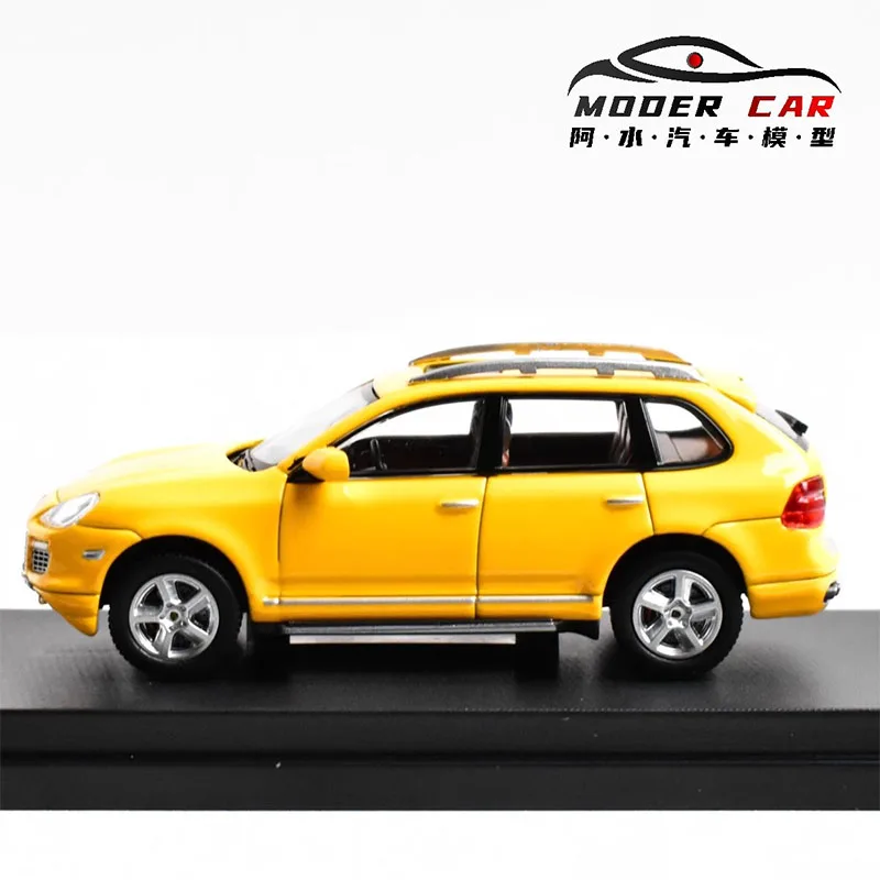 1:64 Porsche Cayenne Turbo S Diecast Model 2 1:64 Porsche Cayenne Turbo S Diecast Model - Image 2