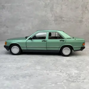 S8015b7c9ec794d95ad907a24369d2488u