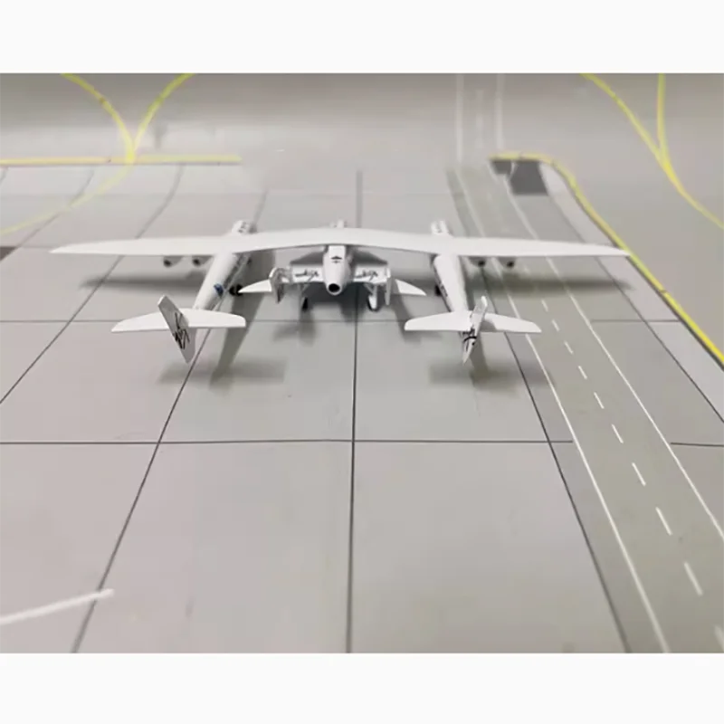 Virgin Galactic N348MS Spacecraft Model 4 Virgin Galactic N348MS Spacecraft Model - Image 4