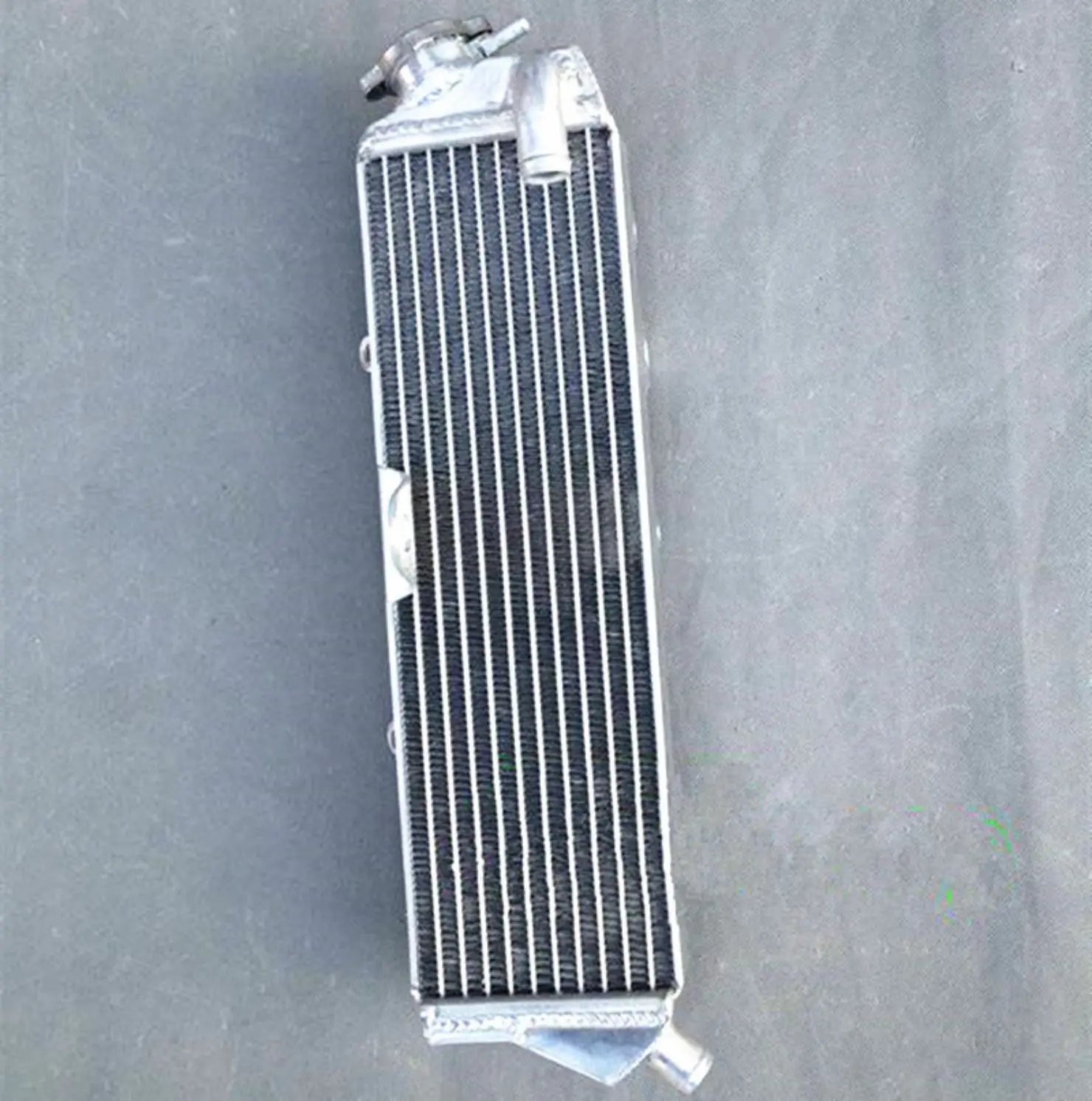 Kawasaki KX125 1984-1985 Aluminum Radiator 6 Kawasaki KX125 1984-1985 Aluminum Radiator - Image 6