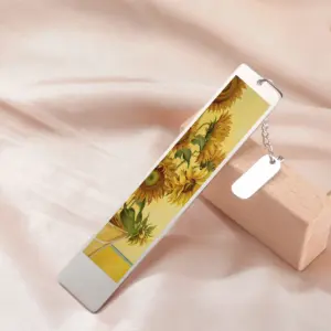 Jesus Metal Bookmark with Gold Finish 18 S834c64138b31430ebb972ee6e8c41da0x