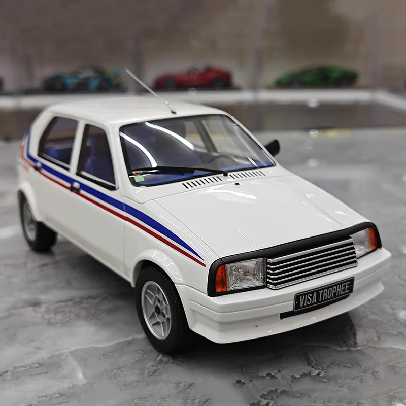 VISA TROPHEE GR.B 1:18 Resin Model Collectible 5 VISA TROPHEE GR.B 1:18 Resin Model Collectible - Image 5