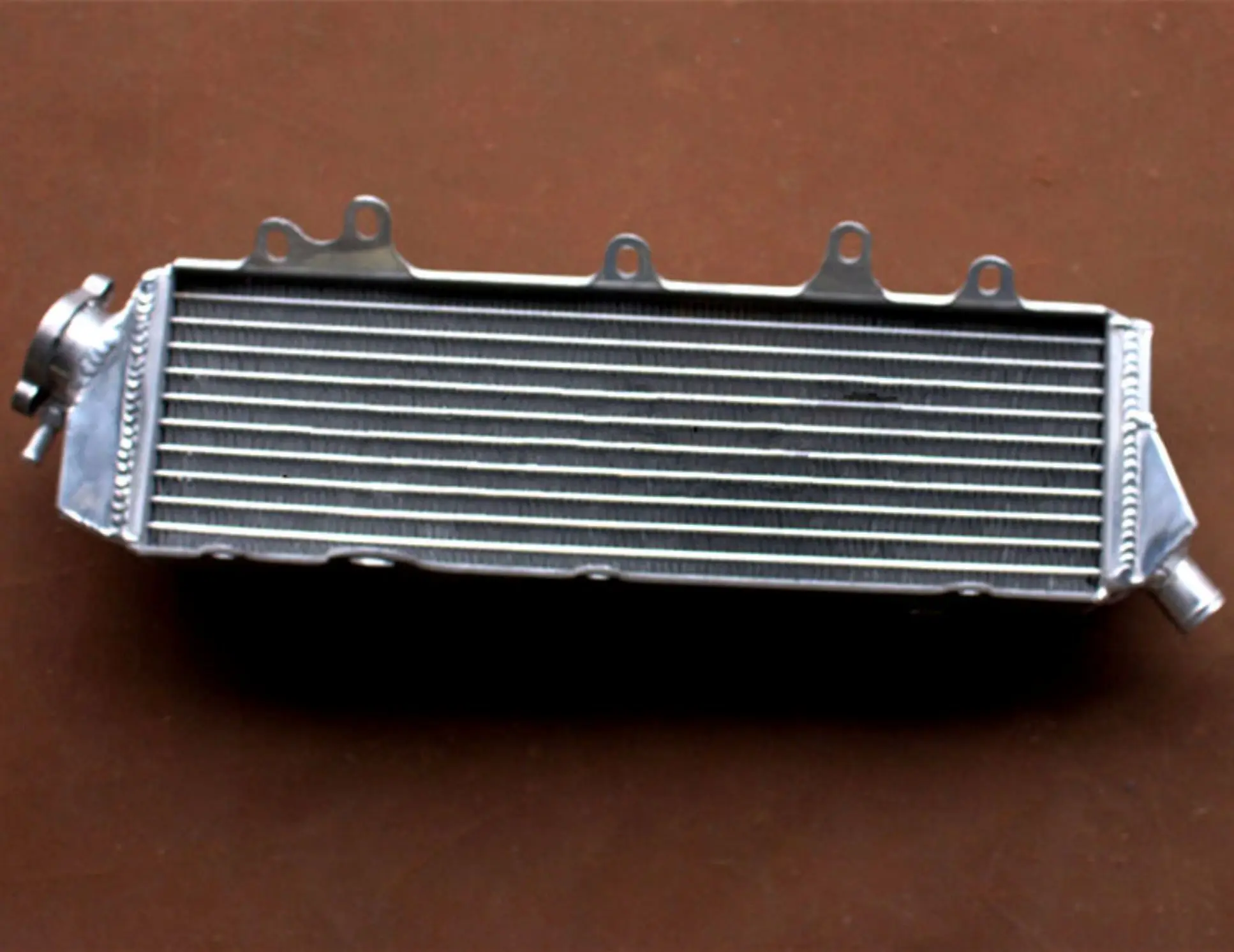 Kawasaki KX125 1984-1985 Aluminum Radiator 2 Kawasaki KX125 1984-1985 Aluminum Radiator - Image 2