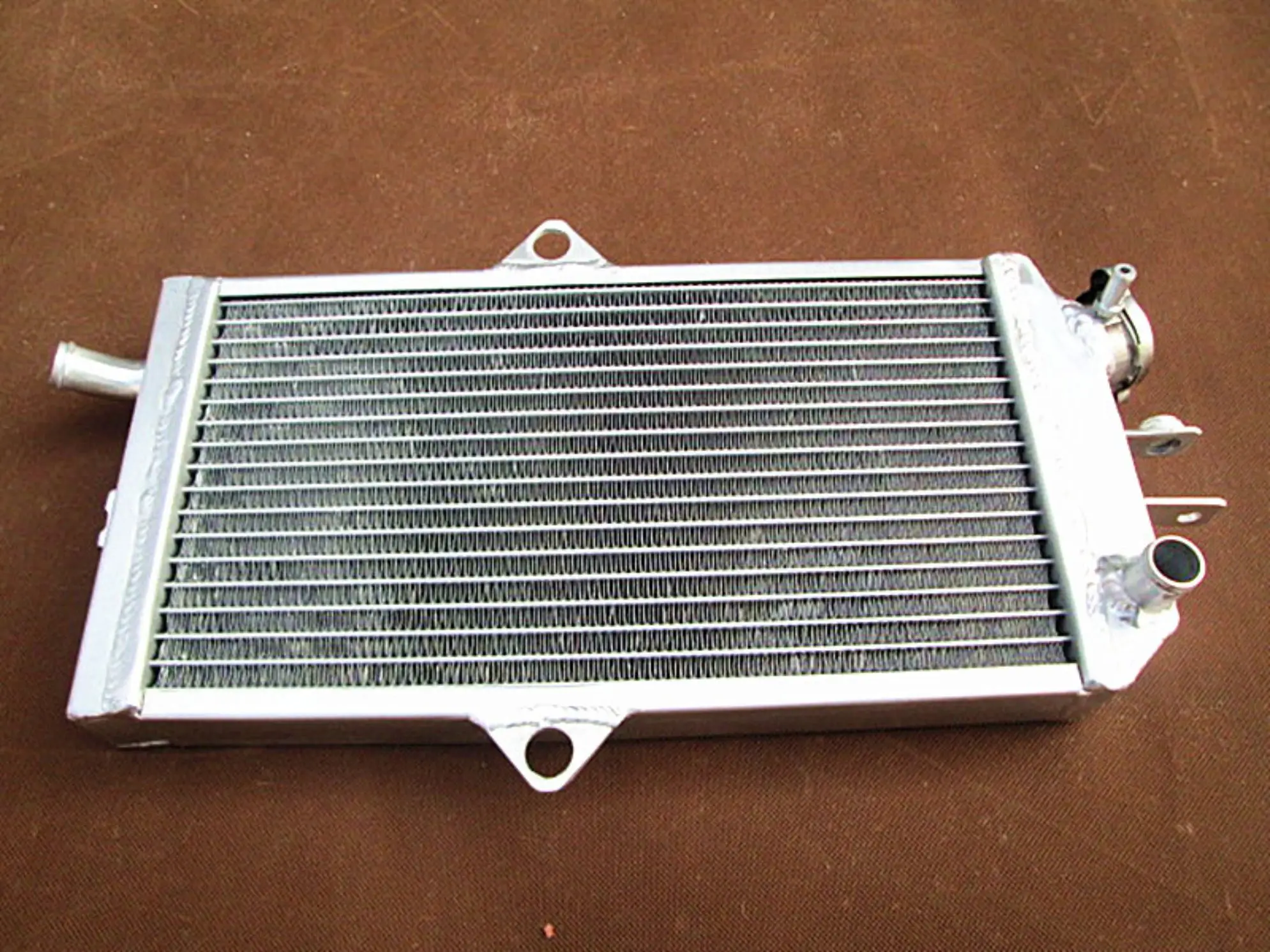 Heavy-Duty Aluminum Radiator for Suzuki LT250R 5 Heavy-Duty Aluminum Radiator for Suzuki LT250R - Image 5