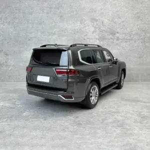Land Cruiser LC300 ZX Diecast Model 1:18 Scale 9 S95a589f8d23f44b3b83e351e32570bd6S