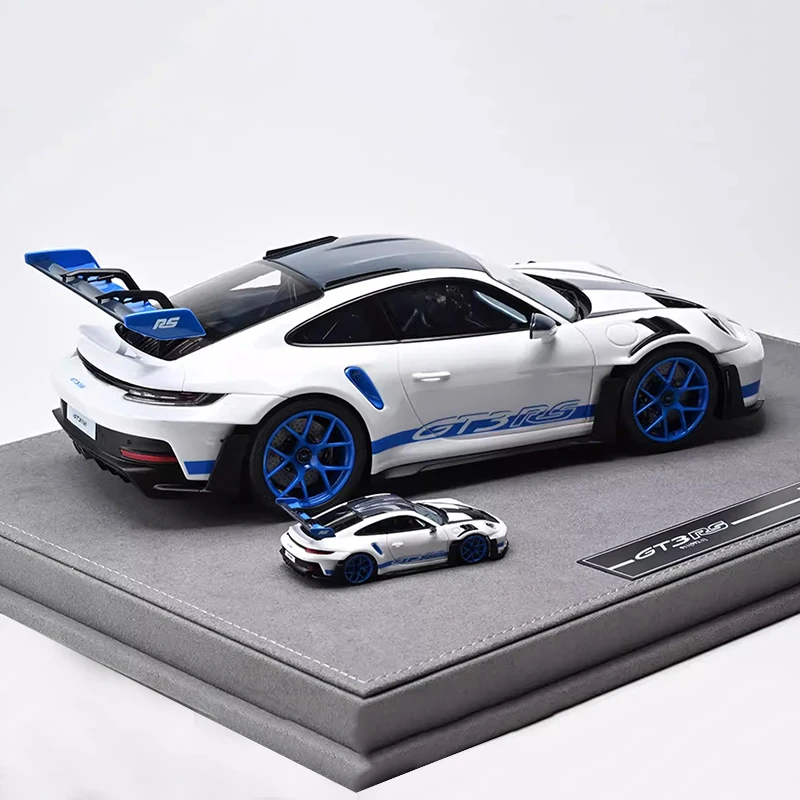 Porsche GT3 RS 1:18 Resin Model in White or Silver 5 Porsche GT3 RS 1:18 Resin Model in White or Silver - Image 5
