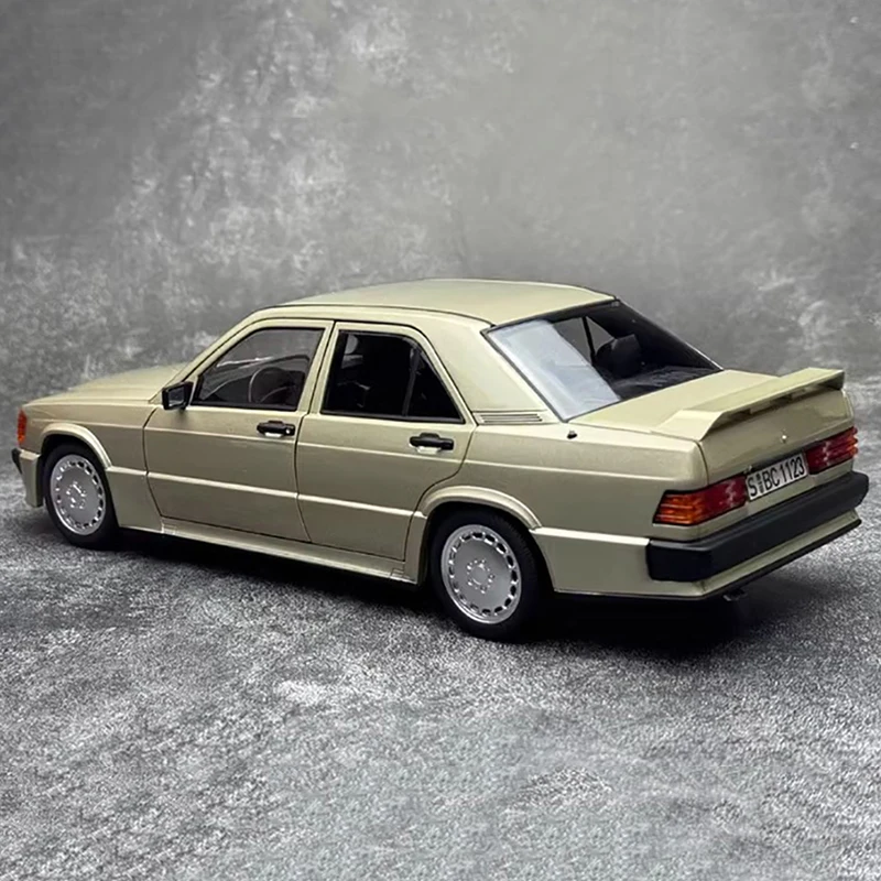 Mercedes-Benz 190E 2.3-16 Model by NOREV 4 Mercedes-Benz 190E 2.3-16 Model by NOREV - Image 4