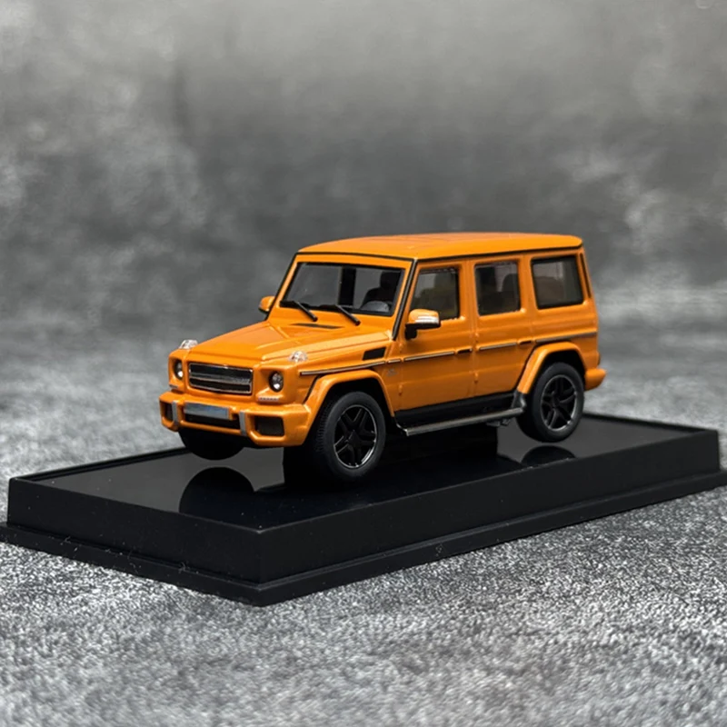 AUTOART 1:64 2017 Off-Road SUV Model in Vibrant Colors 3 AUTOART 1:64 2017 Off-Road SUV Model in Vibrant Colors - Image 3