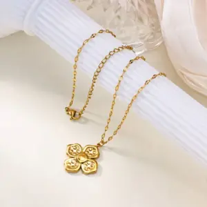 Elegant Gold Stainless Steel Women’s Necklace with Clover 7 Sa2b3838b28504909aafda551fdff3ed1Y