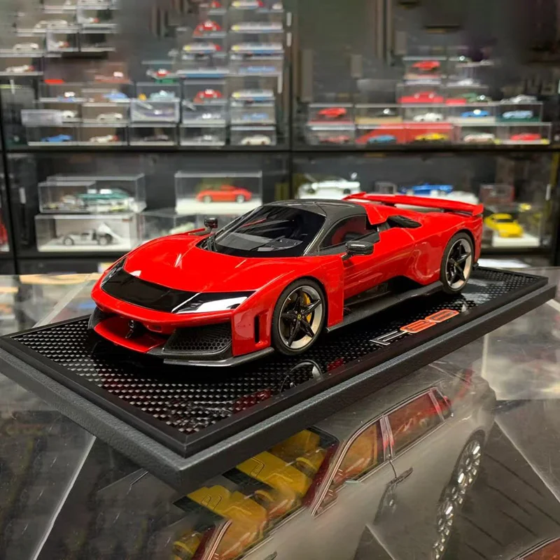 1:18 Red Resin Car Model for Collectors 2 1:18 Red Resin Car Model for Collectors - Image 2
