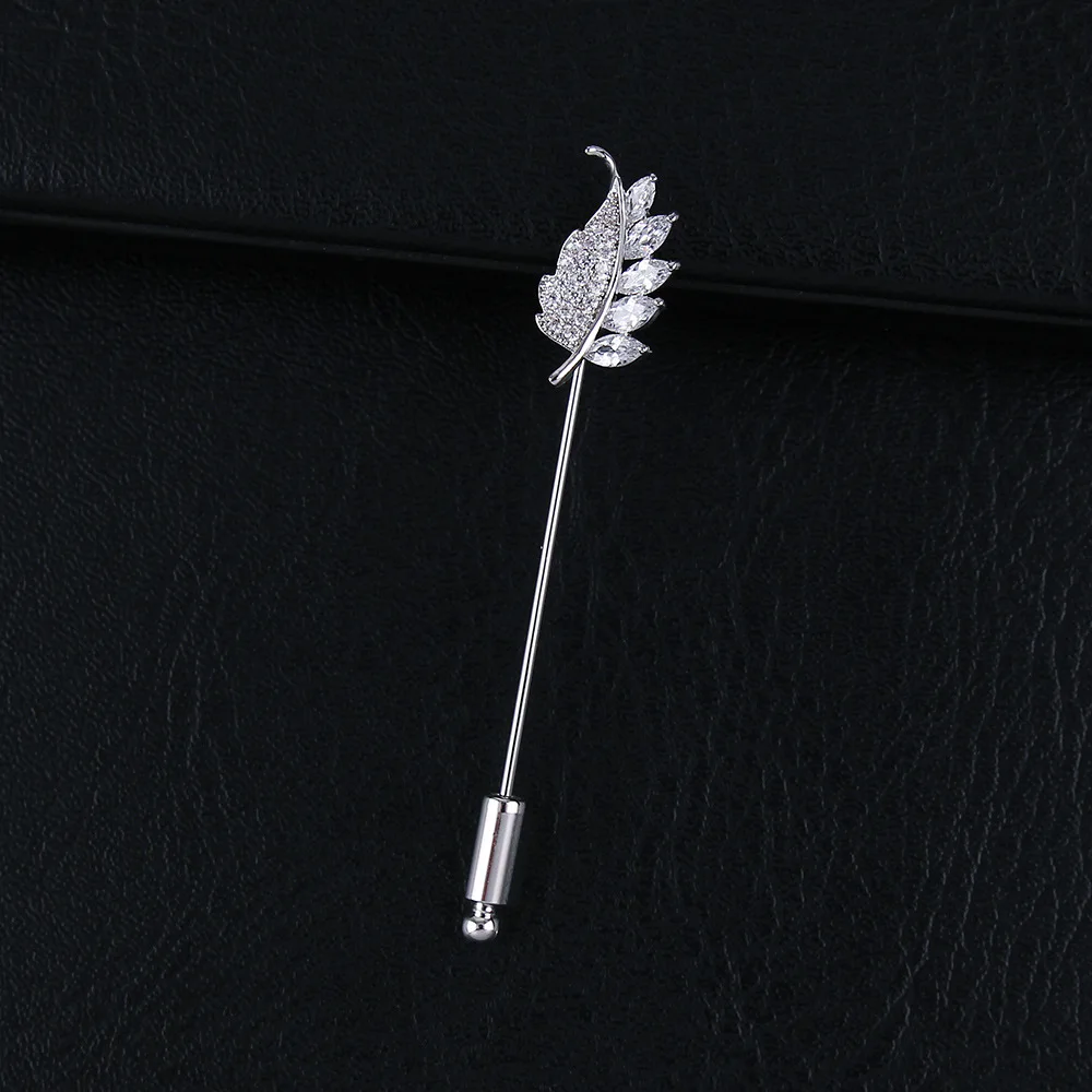 Elegant Feather Brooch in Light Grey Alloy 4 Elegant Feather Brooch in Light Grey Alloy - Image 4