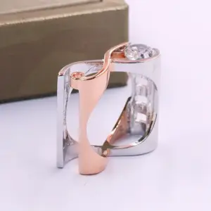 Sac84672329d54662b024d9f2dd0576a0U