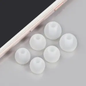 White Silicone Earbud Tips Set for In-Ear Headphones