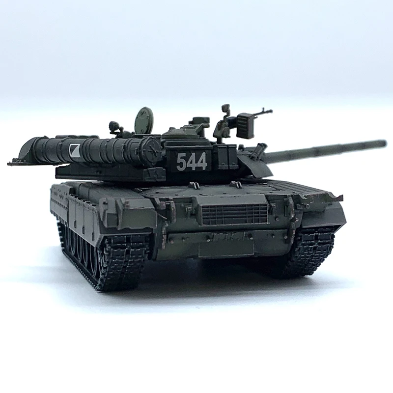 Russia T-80U Tank Model 1:72 Scale Replica 3 Russia T-80U Tank Model 1:72 Scale Replica - Image 3