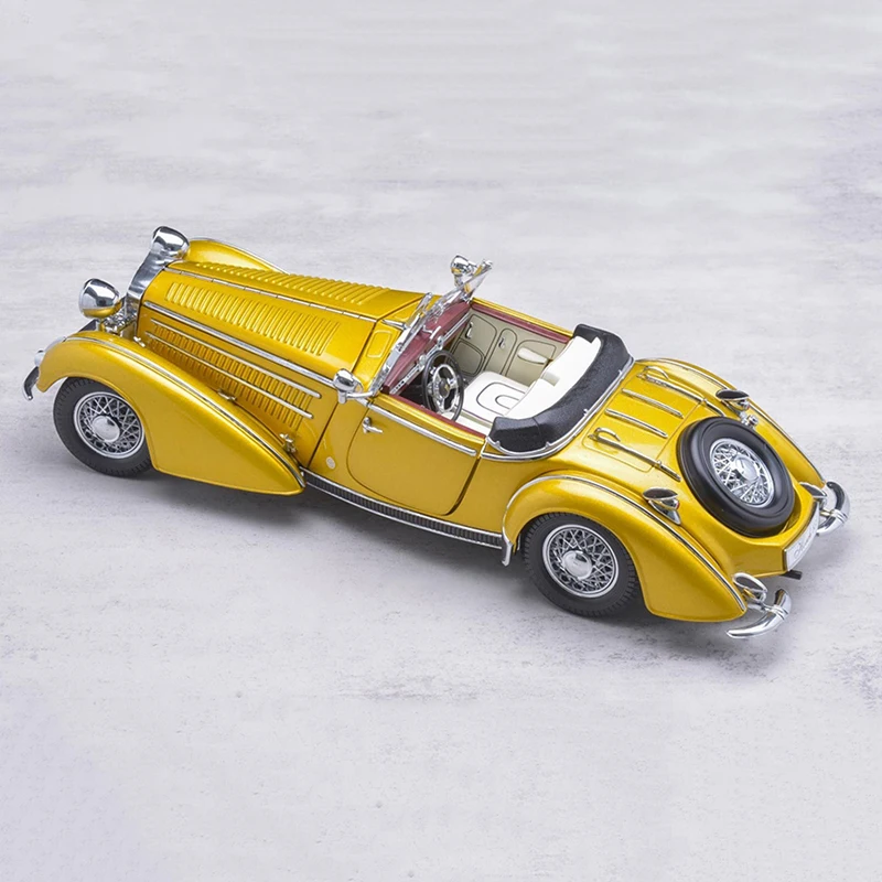 Golden 1939 SunStar Vintage Car Model Display Piece 2 Golden 1939 SunStar Vintage Car Model Display Piece - Image 2