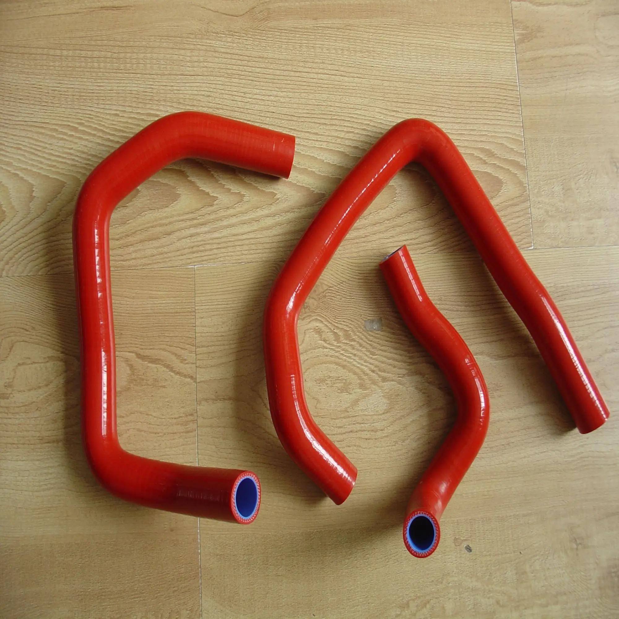Red Silicone Radiator Hose for Kawasaki ZX6R Ninja 2005-2006 4 Red Silicone Radiator Hose for Kawasaki ZX6R Ninja 2005-2006 - Image 4