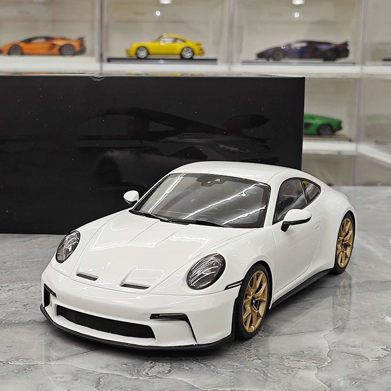 992 GT3 Resin Model Car Display Replica 8 992 GT3 Resin Model Car Display Replica - Image 8