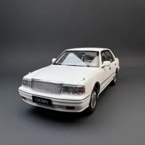 White Toyota Crown 155 Diecast Model 1:18 Scale 9 Sbf35450551cf4304a24fe182c0aa1711d