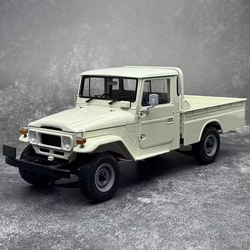 1:18 Scale KYOSHO LC40 Pickup Model 2 1:18 Scale KYOSHO LC40 Pickup Model - Image 2