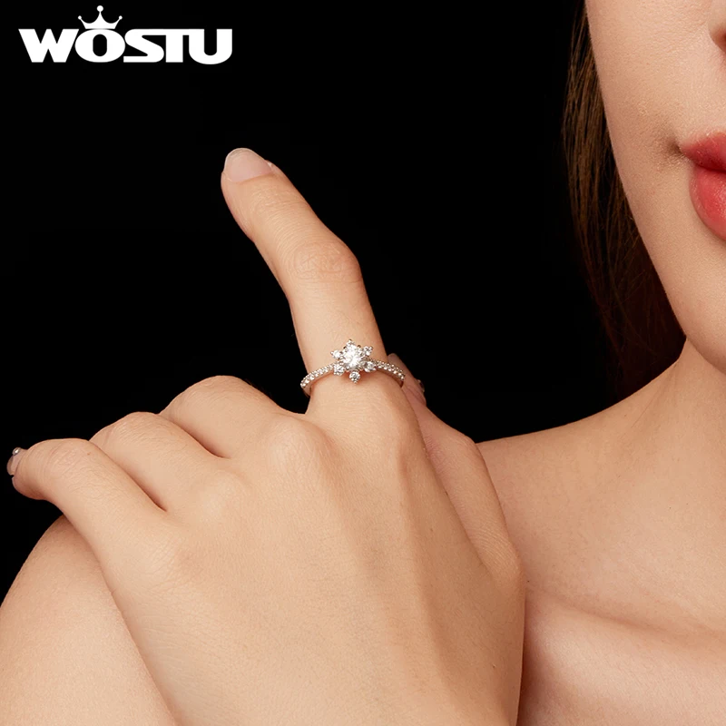 Elegant 0.5-Carat Flower Moissanite Wedding Ring 4 Elegant 0.5-Carat Flower Moissanite Wedding Ring - Image 4