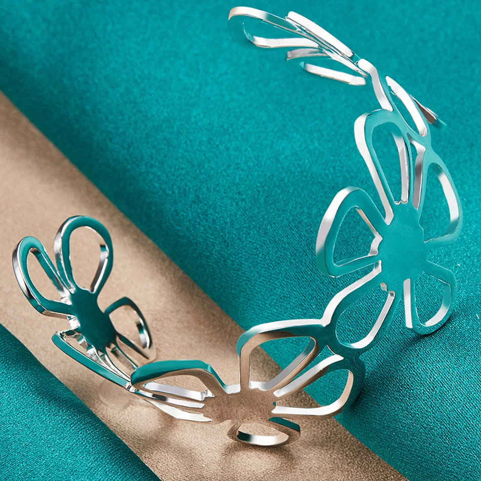 Elegant Sterling Silver Floral Jewelry Set 4 Elegant Sterling Silver Floral Jewelry Set - Image 4